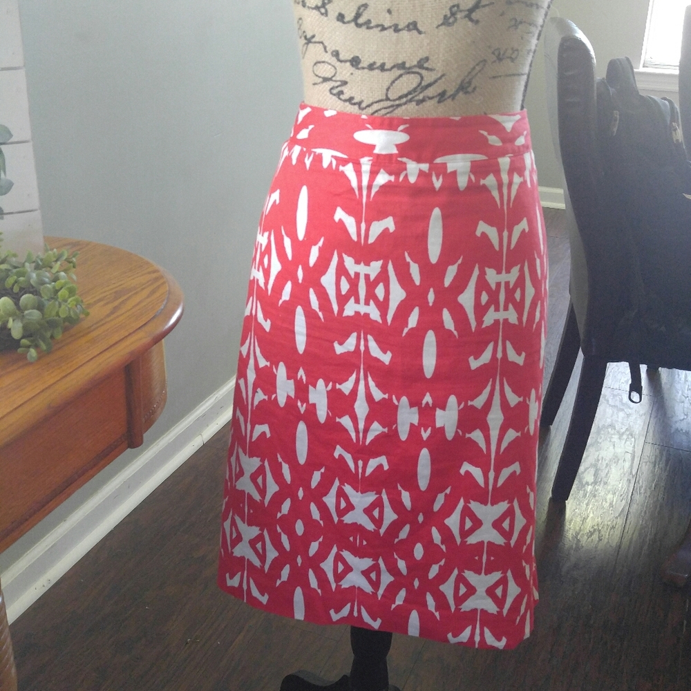 Van Heusen pencil skirt